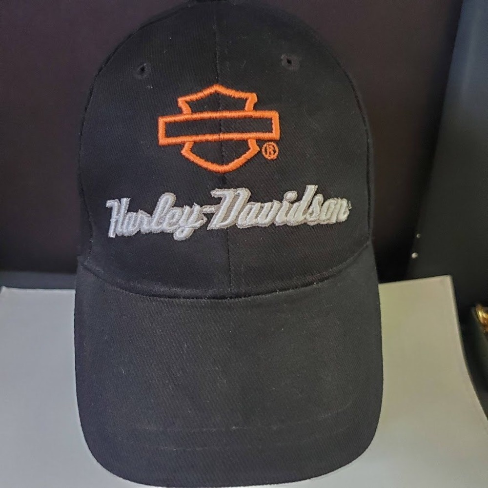 HARLEY-DAVIDSON Black Adjustable Strapback Hat Embroidered Logo & Script